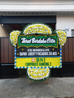 Papan Bunga Duka di Paponan